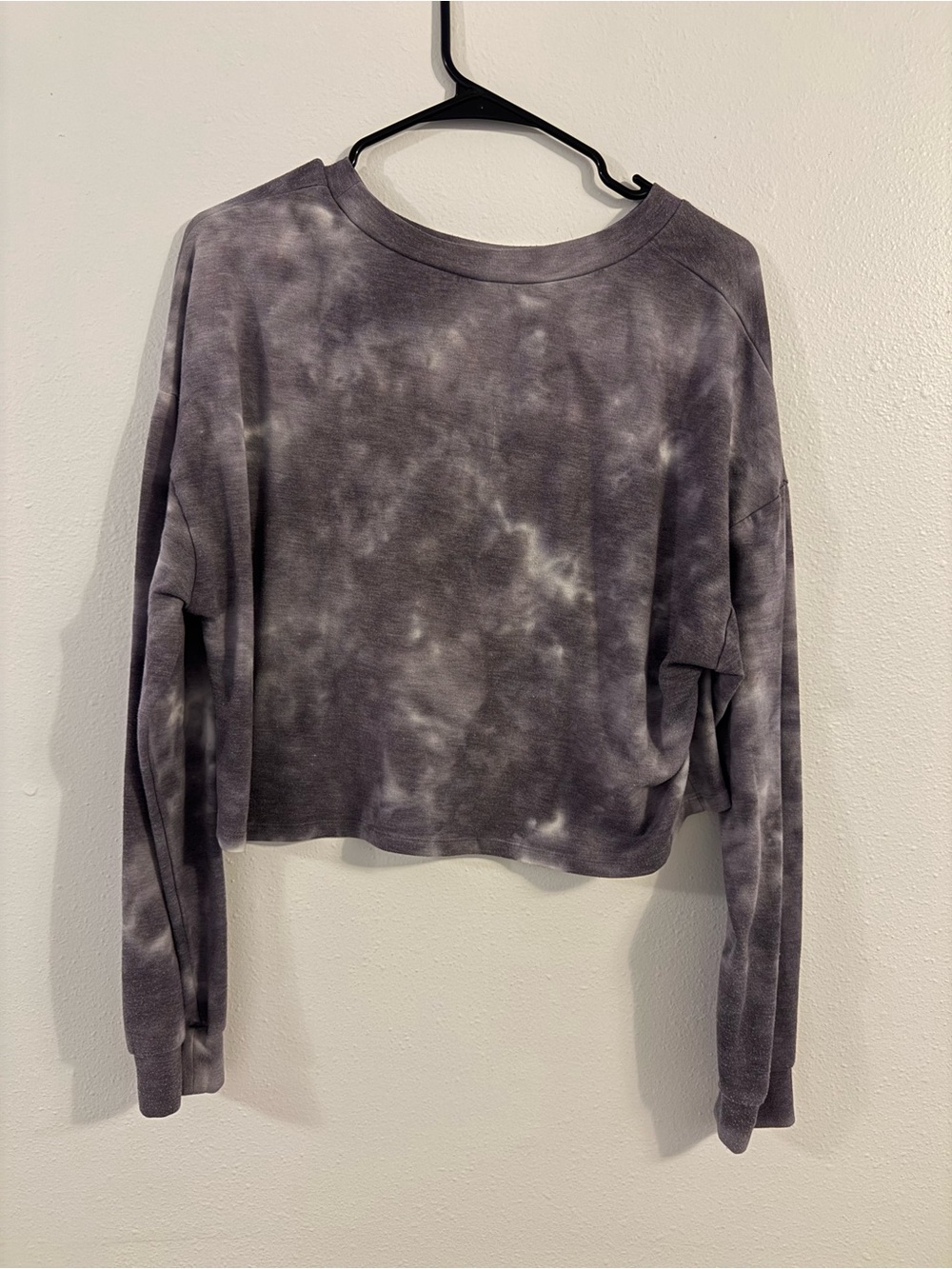 Love Tree Gray Tie-Dye Cropped Sweatshirt